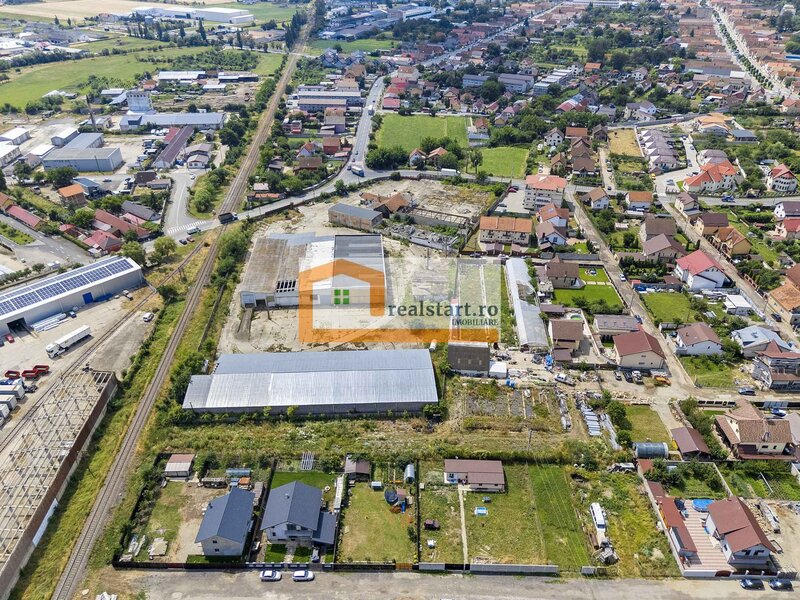 Codlea, depozite si teren 1,7ha, 5.600 mp cladiri, D 155ml la DJ112A, acces E60